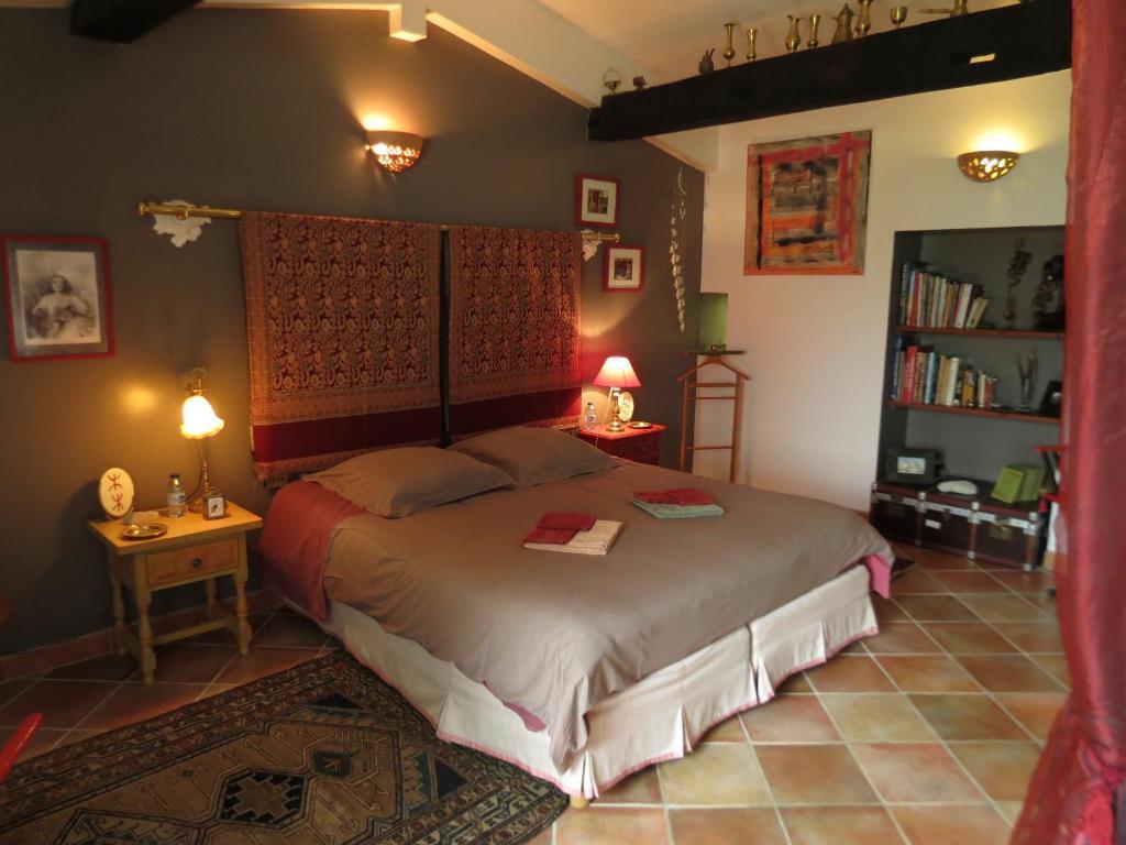 La Claverie Sainte-Radégonde-des-Noyers Zimmer foto